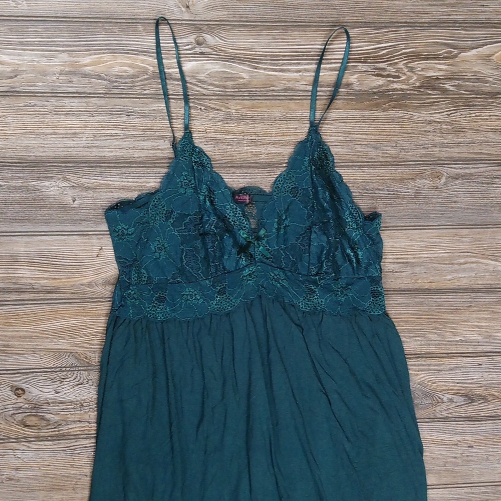 Avid Love Dark Emerald Forest Green Spaghetti Strap V Neck Lacey Flowy Gown